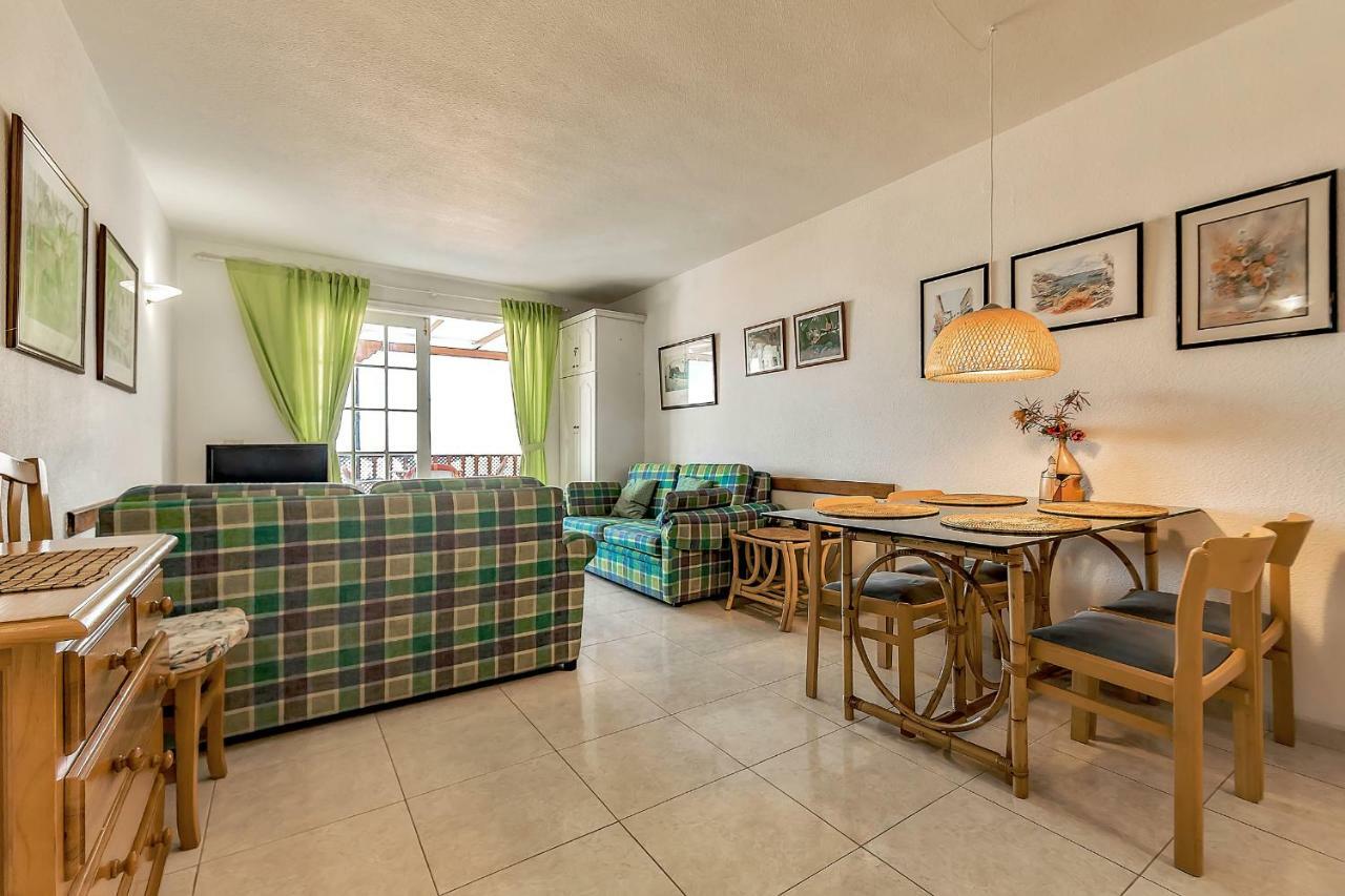 First line beach front 2 bedroom apartment Los Gigantes Santiago del Teide Extérieur photo